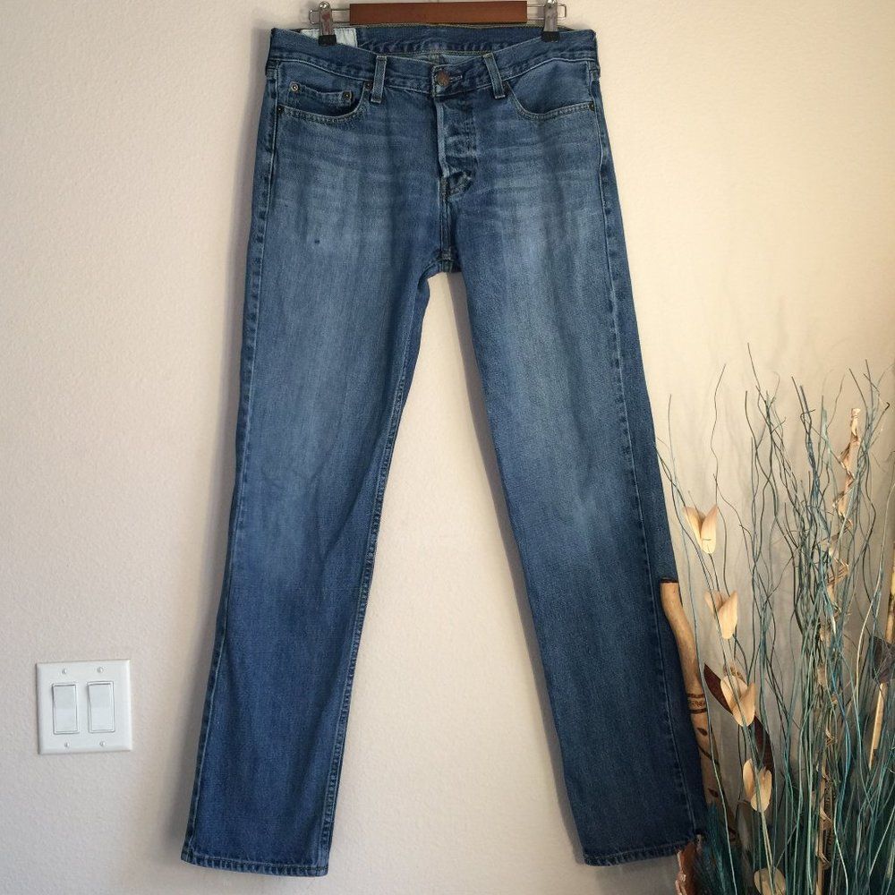 Hollister Button Fly Straight Jeans Mens 32x34 Distressed Denim Vintage